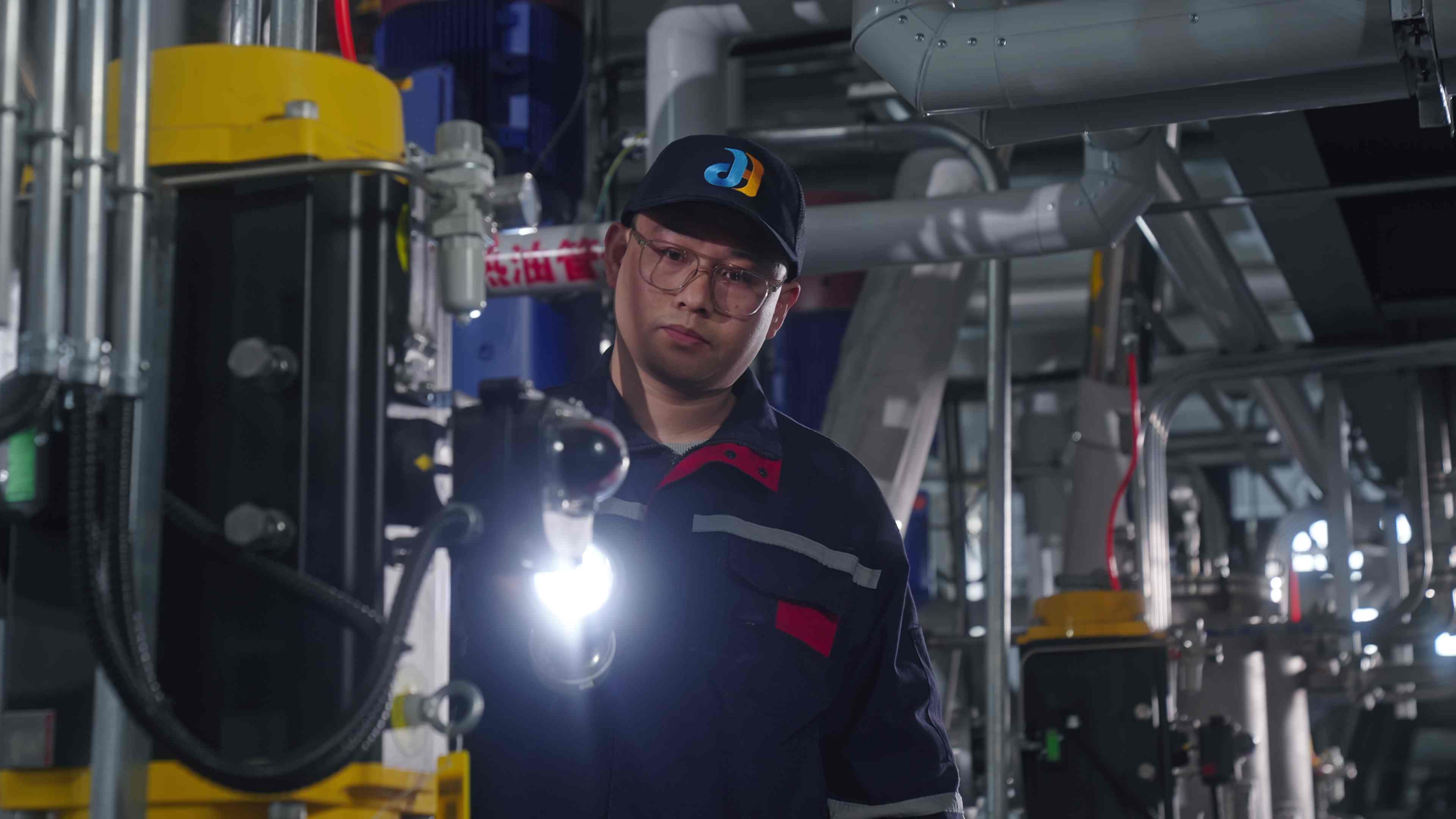 1753856883144612XRaU.jpg 1753856883144612XRaU.jpg